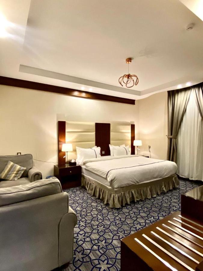 Aral Hotel Apartments Tabuk Exterior photo