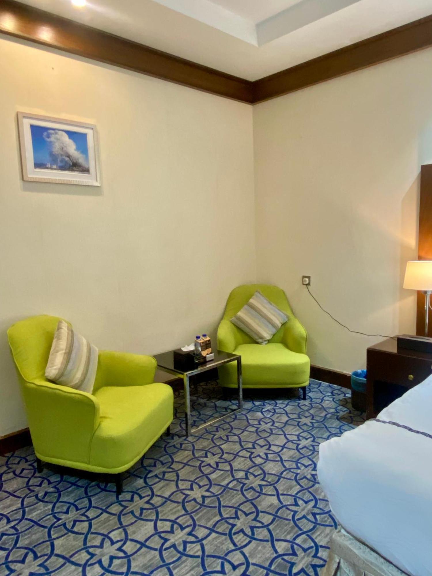 Aral Hotel Apartments Tabuk Exterior photo